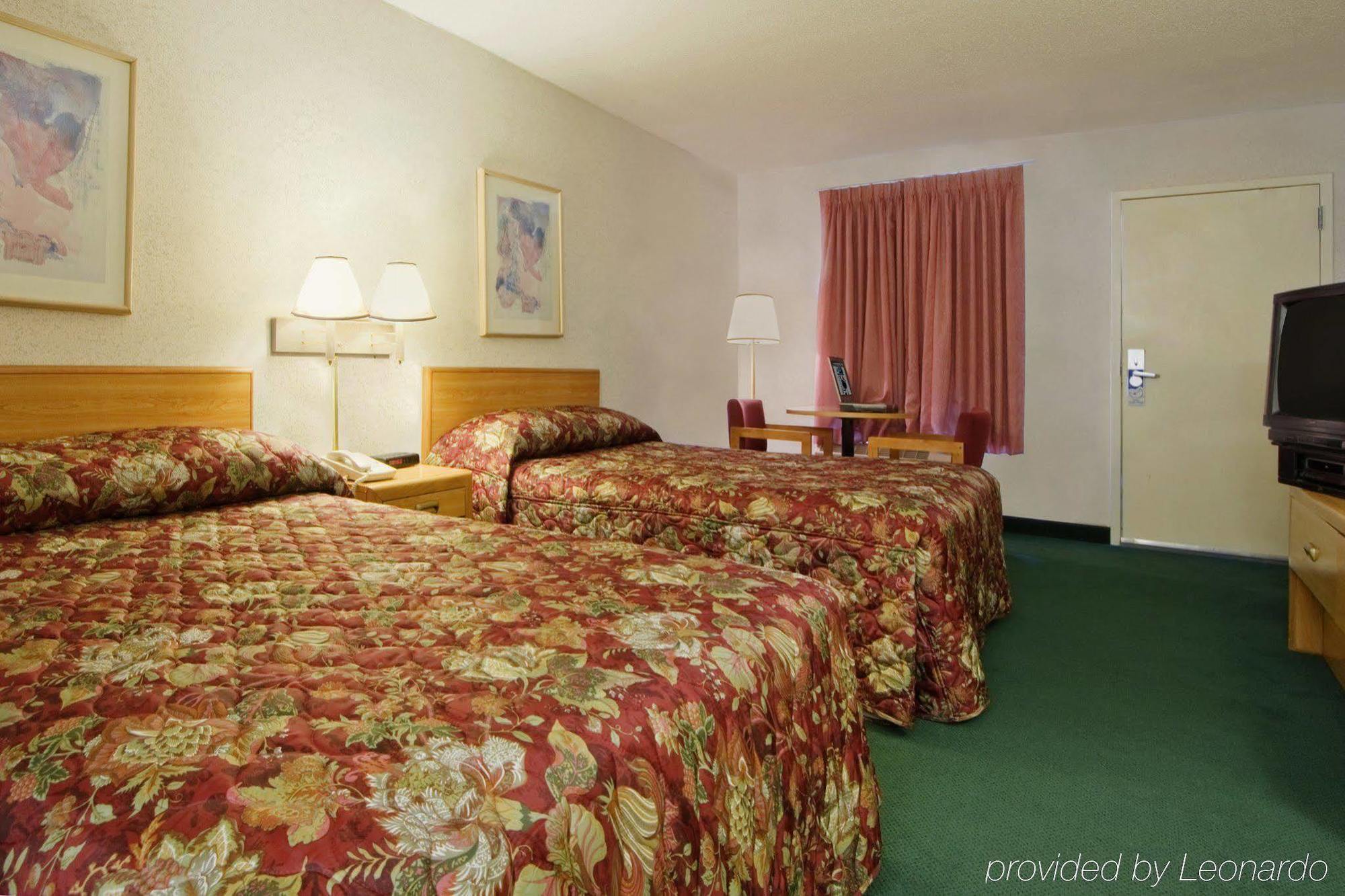 Best Inn Augusta Quarto foto